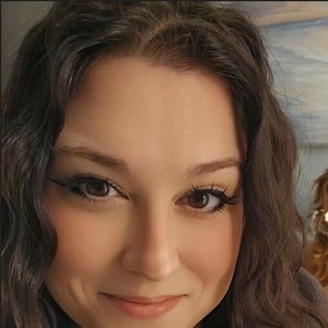 Aella C Grey