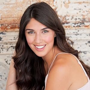 Layla Raz Hanson