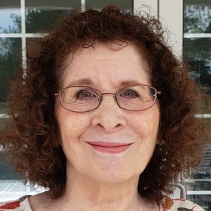 Eve Heidi Bine-Stock